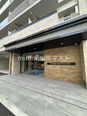 大阪市港区八幡屋１丁目の賃貸マンションのエントランス