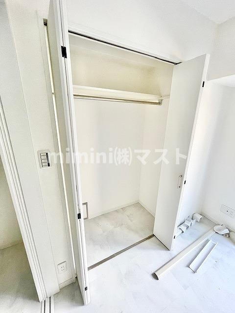 大阪市港区市岡１丁目の賃貸マンションの収納