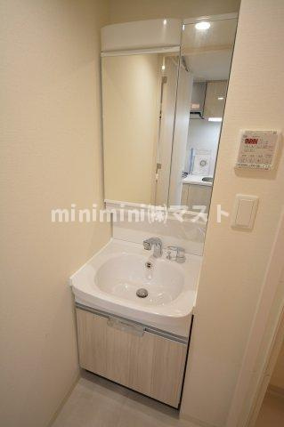大阪市港区夕凪２丁目の賃貸マンションの洗面所