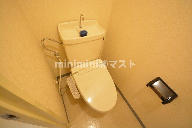 大阪市港区築港４丁目の賃貸マンションのトイレ|※別号室参考写真