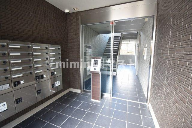 サンジェルマン市岡のエントランス