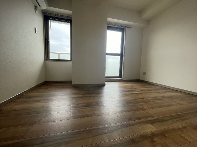 大阪市港区港晴４丁目の賃貸マンションの居間・リビング|※別号室参考写真