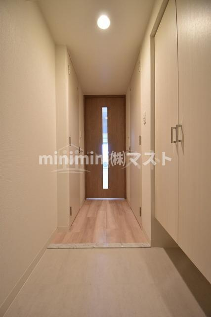 大阪市港区波除２丁目の賃貸マンションの玄関
