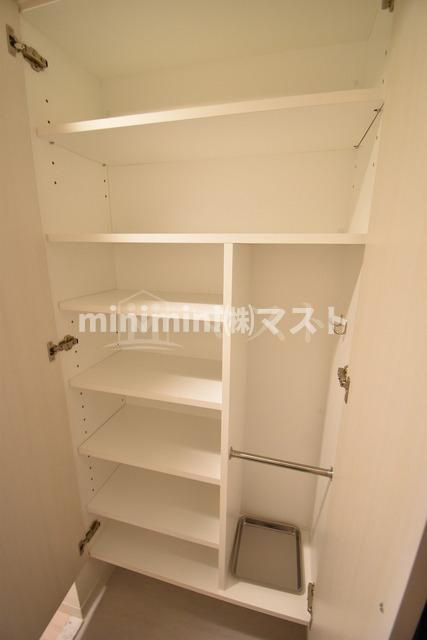 大阪市港区波除２丁目の賃貸マンションの収納