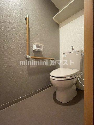大阪市港区波除２丁目の賃貸マンションのトイレ