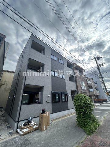 大阪市港区八幡屋３丁目のアパートの外観