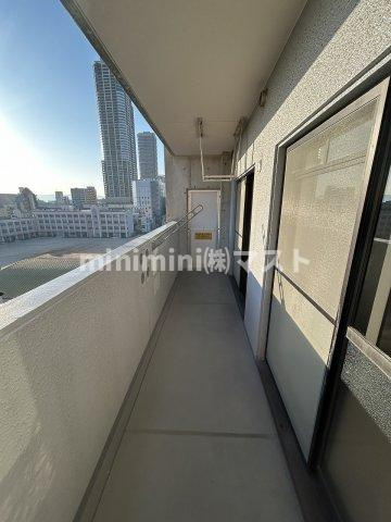大阪市港区磯路１丁目の賃貸マンションのバルコニー