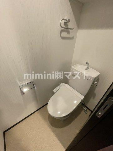 大阪市港区弁天３丁目の賃貸マンションのトイレ