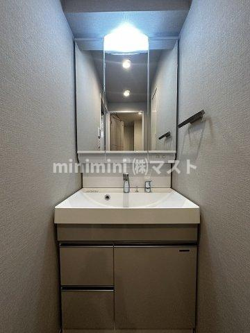 大阪市港区波除３丁目の賃貸マンションの洗面所