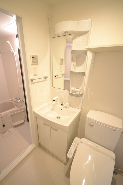 大阪市港区市岡元町１丁目の賃貸マンションの洗面所