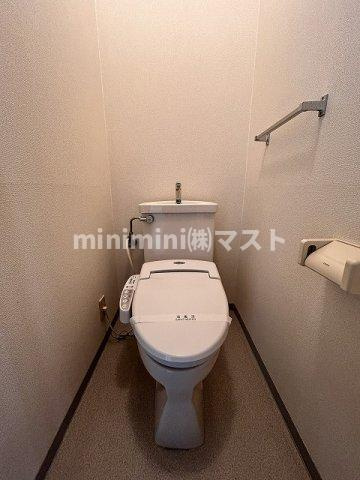 大阪市港区築港４丁目の賃貸マンションのトイレ