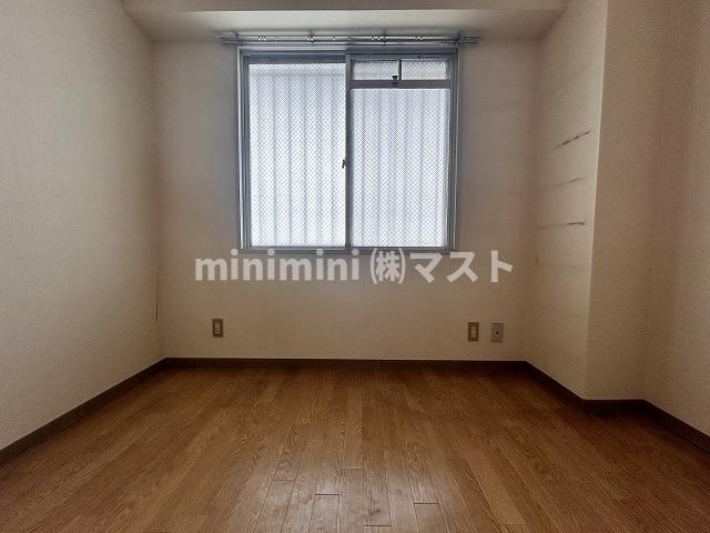 大阪市港区三先１丁目の賃貸マンションの洋室