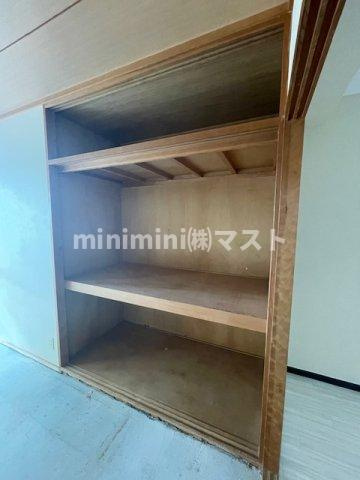 大阪市港区夕凪２丁目の賃貸マンションの収納
