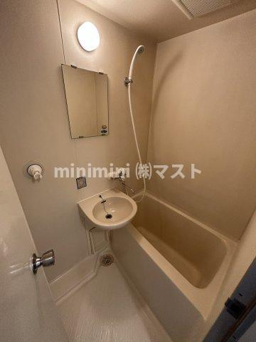 大阪市港区市岡元町１丁目の賃貸マンションの浴室