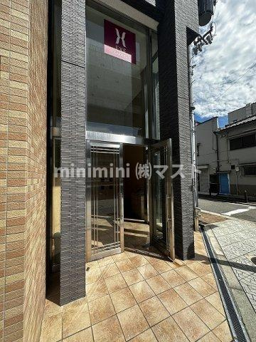 大阪市港区夕凪２丁目の賃貸マンションのエントランス