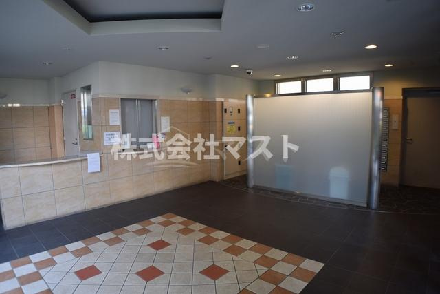 大阪市港区市岡元町１丁目の賃貸マンションの外観