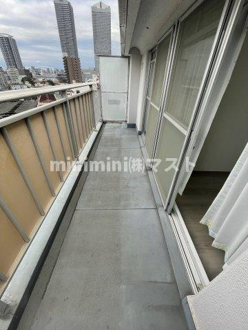 大阪市港区弁天２丁目の賃貸マンションのバルコニー