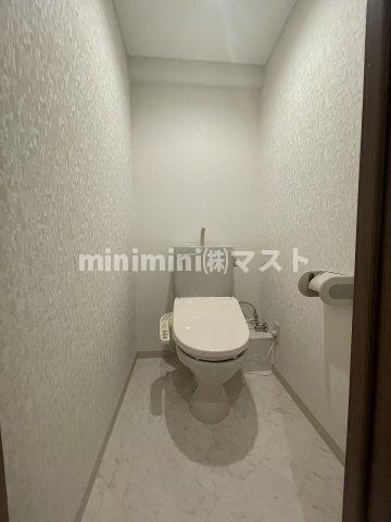大阪市港区弁天２丁目の賃貸マンションのトイレ