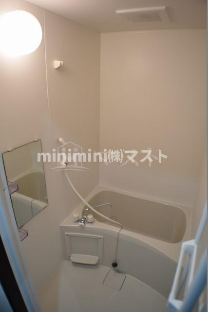 大阪市港区市岡元町２丁目の賃貸マンションの浴室