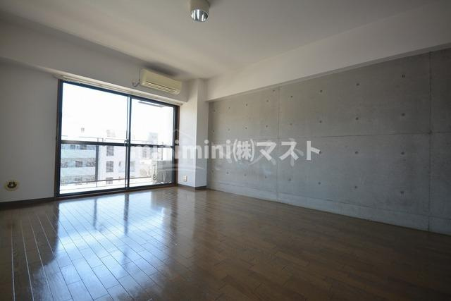 大阪市港区波除２丁目の賃貸マンションの居間・リビング