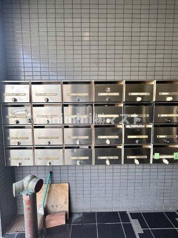 大阪市港区夕凪１丁目の賃貸マンションのロビー