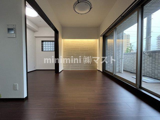 大阪市港区波除５丁目の賃貸マンションの内装