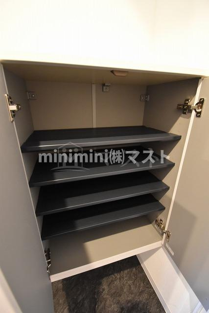 大阪市港区弁天４丁目の賃貸マンションの収納