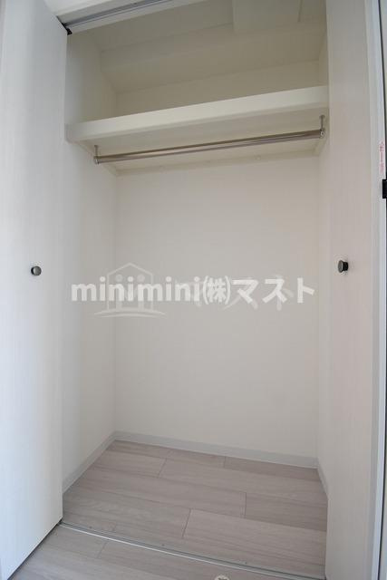 大阪市港区弁天４丁目の賃貸マンションの収納