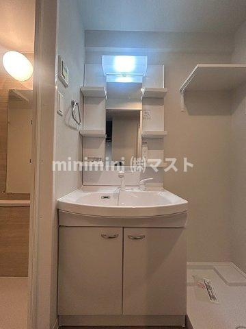 大阪市港区磯路２丁目の賃貸マンションの洗面所