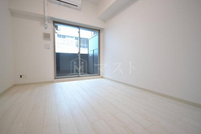 大阪市港区市岡元町１丁目の賃貸マンションの居間・リビング