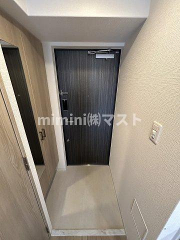 大阪市港区市岡１丁目の賃貸マンションの玄関