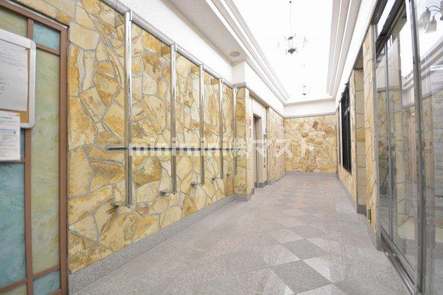 大阪市港区波除２丁目の賃貸マンションのロビー