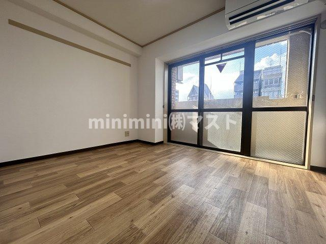 大阪市港区三先２丁目の賃貸マンションの洋室