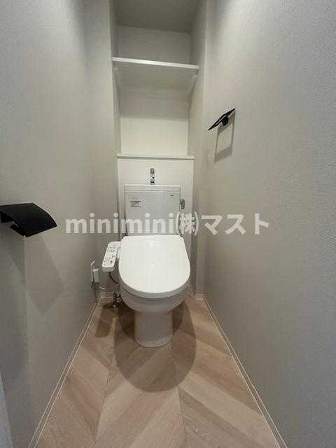 大阪市港区弁天５丁目の賃貸マンションのトイレ