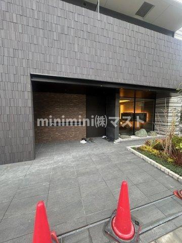 大阪市港区弁天５丁目の賃貸マンションのエントランス