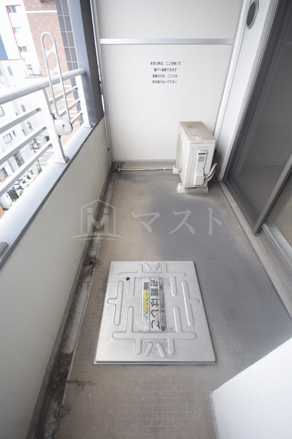 大阪市港区弁天５丁目の賃貸マンションのバルコニー