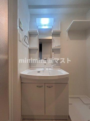 大阪市港区磯路２丁目の賃貸マンションの洗面所