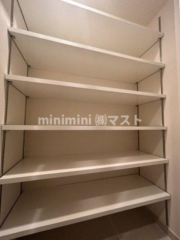 大阪市港区波除３丁目の賃貸マンションの玄関