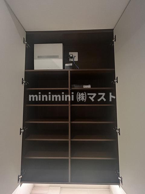 大阪市港区波除３丁目の賃貸マンションの収納