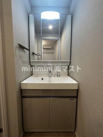 大阪市港区波除３丁目の賃貸マンションの洗面所