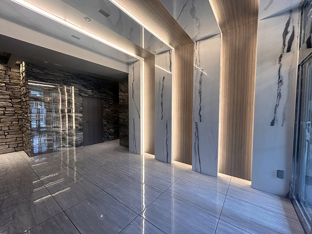 大阪市港区波除３丁目の賃貸マンションのエントランス