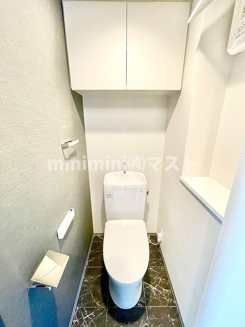 大阪市福島区海老江２丁目の賃貸マンションのトイレ