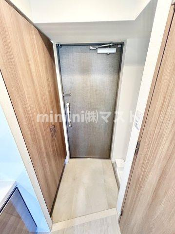 大阪市福島区海老江６丁目の賃貸マンションの玄関