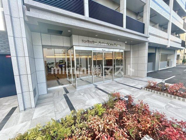 大阪市福島区海老江６丁目の賃貸マンションのエントランス