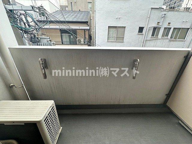 大阪市福島区大開２丁目の賃貸マンションのバルコニー|※別号室参考写真