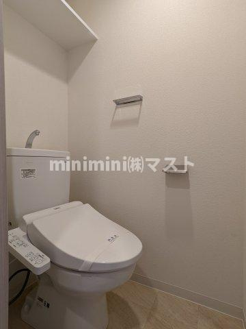 大阪市福島区吉野５丁目の賃貸マンションのトイレ