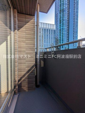 大阪市福島区福島７丁目の賃貸マンションのバルコニー