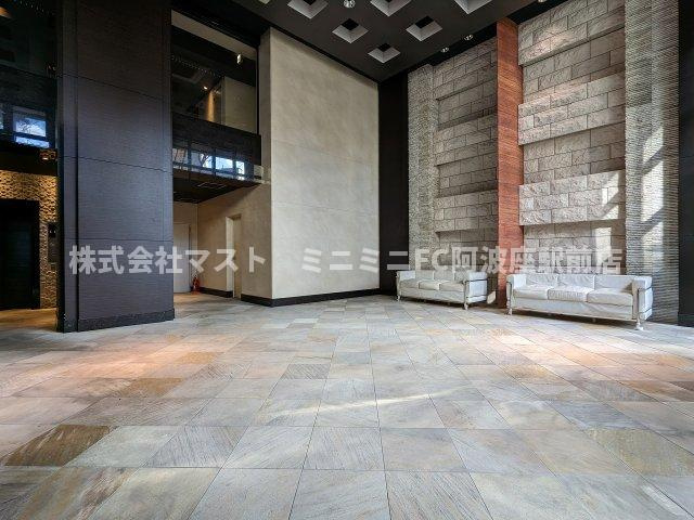 大阪市福島区福島７丁目の賃貸マンションのロビー