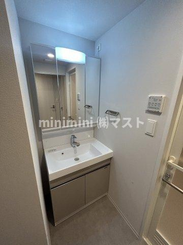 大阪市福島区鷺洲３丁目の賃貸マンションの洗面所