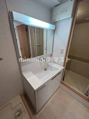 大阪市福島区福島８丁目の賃貸マンションの洗面所